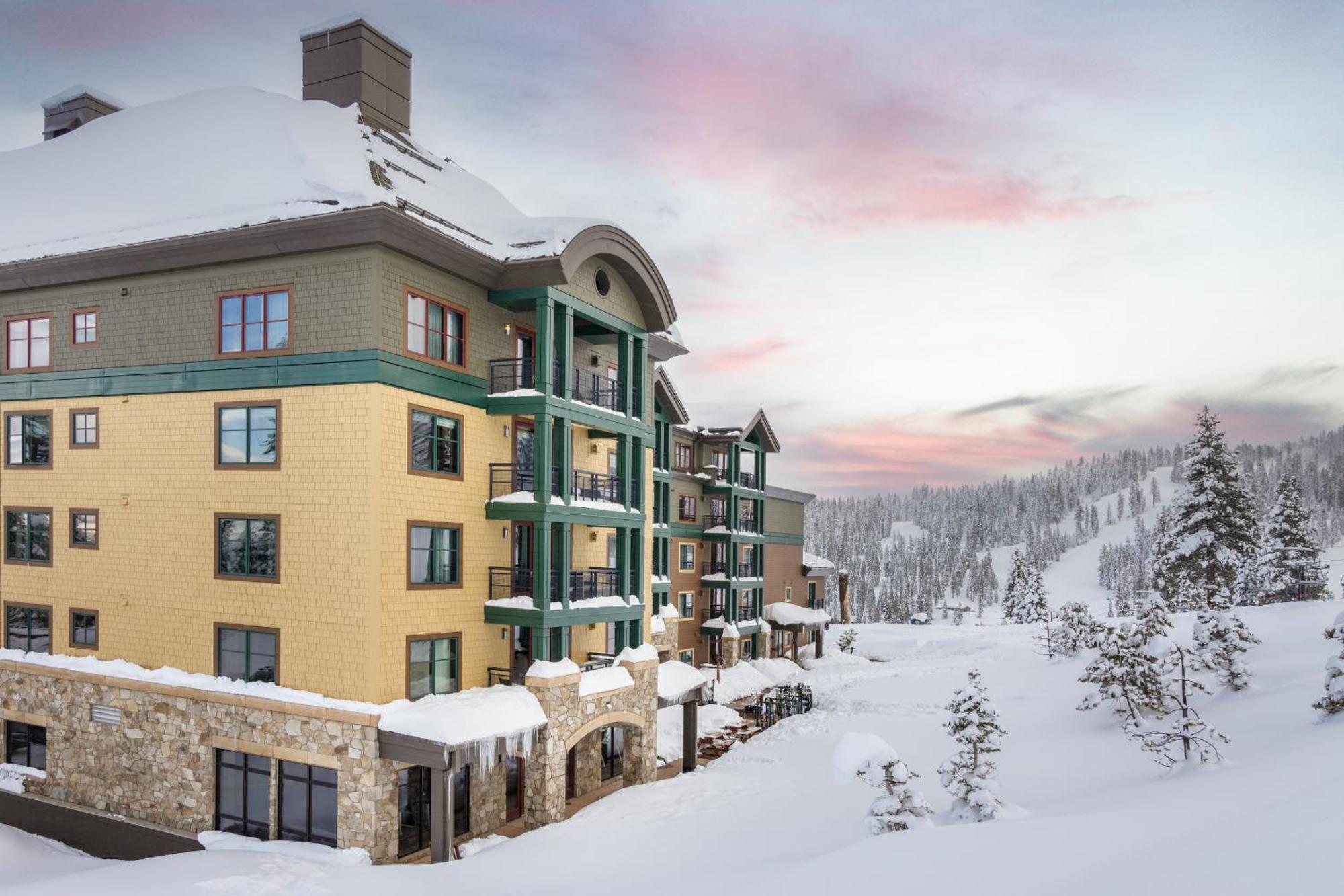 Constellation Residences Тръки Екстериор снимка